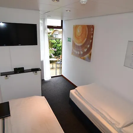 Bienvenue Hotel 2*